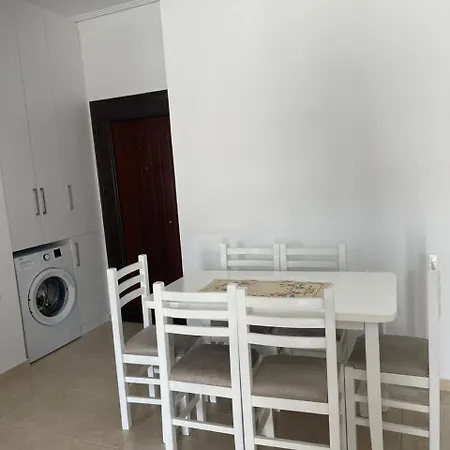 Elia 아파트 Sarandë